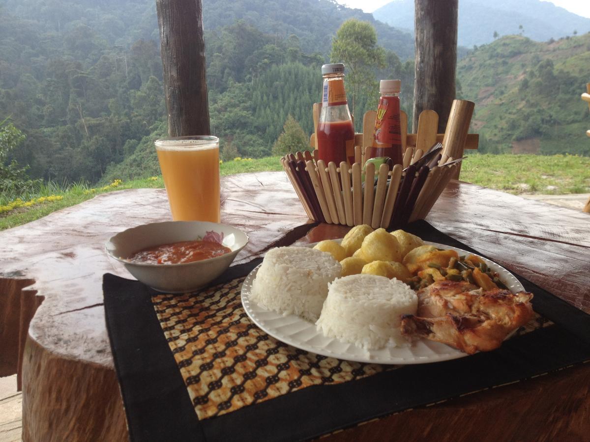 Rushaga Gorilla Lodge Bugambira Bagian luar foto