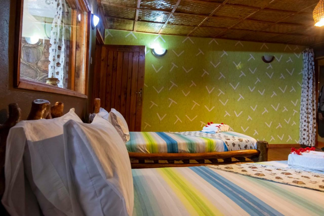 Rushaga Gorilla Lodge Bugambira Bagian luar foto