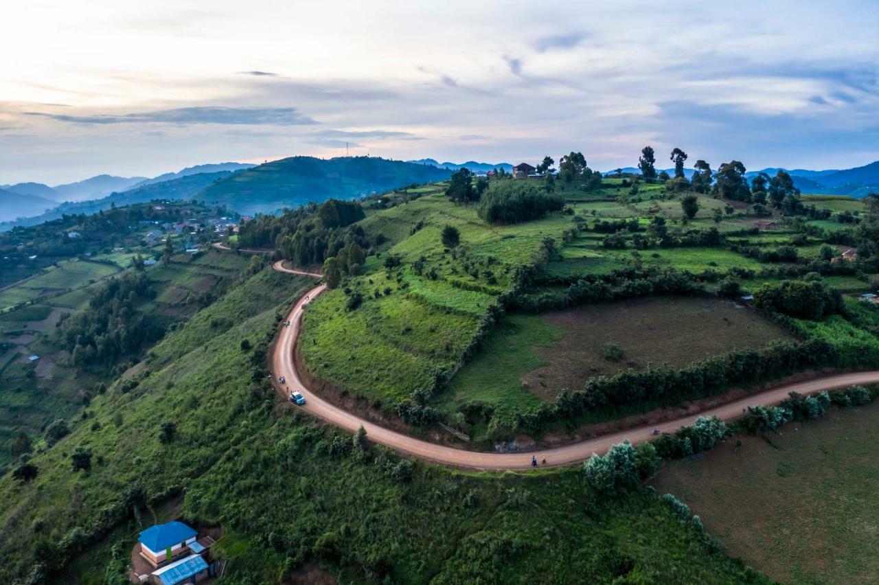 Rushaga Gorilla Lodge Bugambira Bagian luar foto