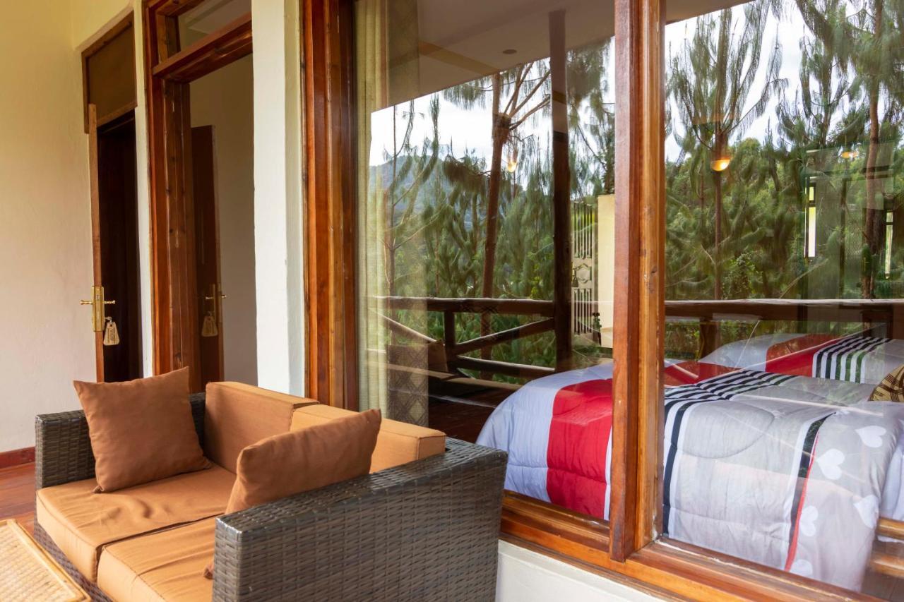 Rushaga Gorilla Lodge Bugambira Bagian luar foto