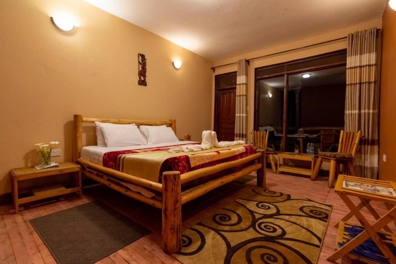 Rushaga Gorilla Lodge Bugambira Bagian luar foto